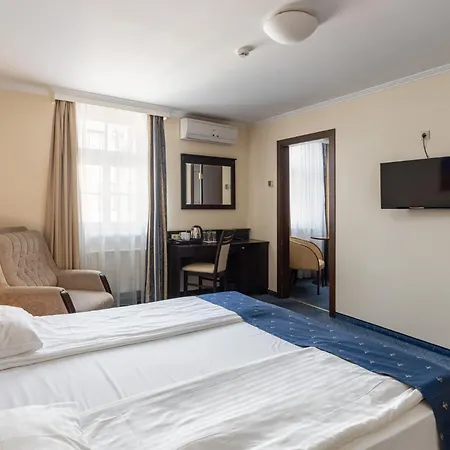 Gertrude Self Check-in Hotel 4*