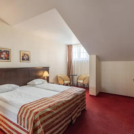 Gertrude Self Check-in Hotel 4*